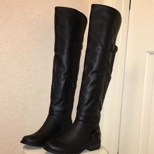 Over the knee leather boots